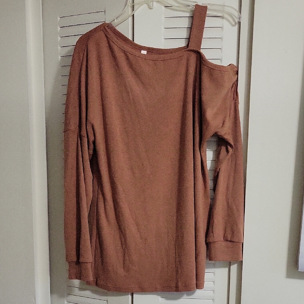 NWOT Brown Off-Shoulder Long Sleeve Top
